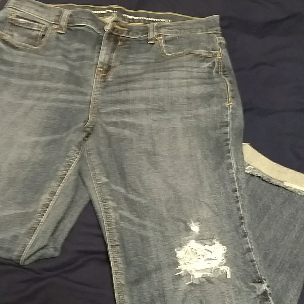 Jeans - Picture 2 of 3